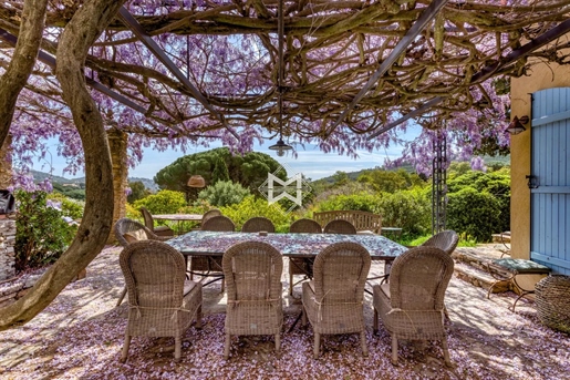 Au Lavandou - Large property with guest house in the heart of nature