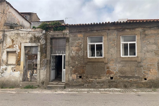 Houses for restoration with land