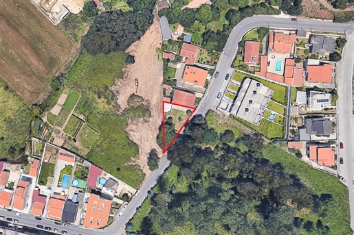 Land for housing with more than 300 m²
