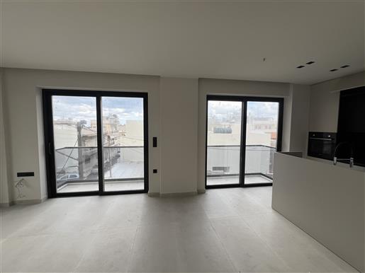Héraklion Poros . A vendre un appartement au 2ème étage de 72 m² classe énergétique