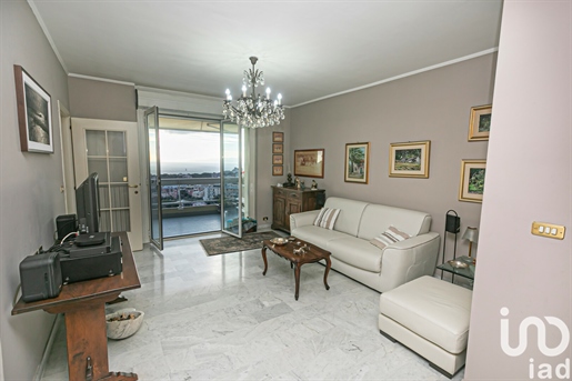 Vendita Appartamento 110 m² - 3 camere - Genova