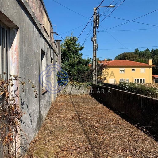 Casa en ruinas en Santo Tirso