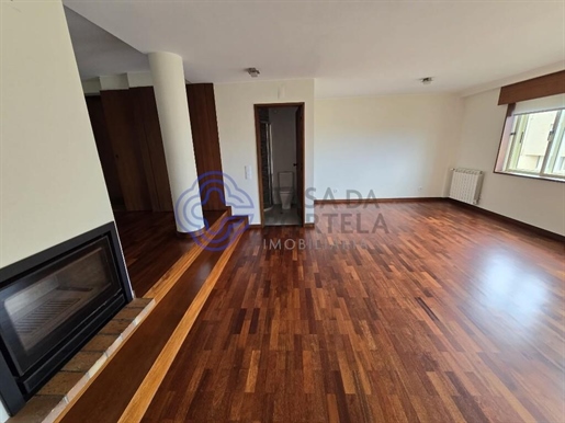 Apartamento T2 Porto com suíte e garagem box