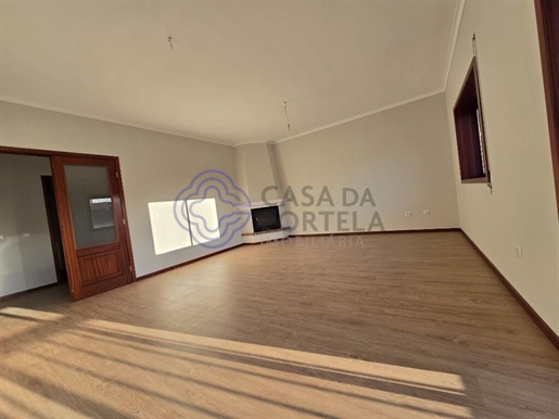 Sprzedaż Apartament T3 Baguim do Monte Gondomar