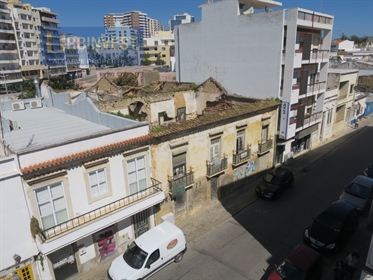House for reconstruction in downtown Faro, Algarve