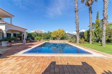Villa de 3 chambres avec vue sur le golf à Lagoa, Algarve