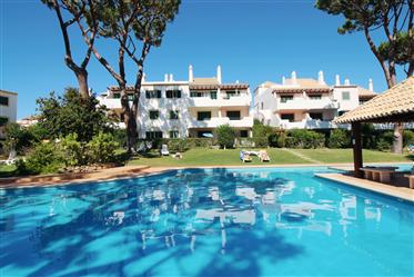 Apartamento T1 com maravilhoso terraço em Vilamoura, Algarve