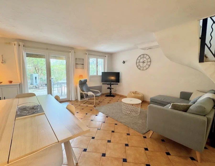 Superb Villa Roquebrune Sur Argens