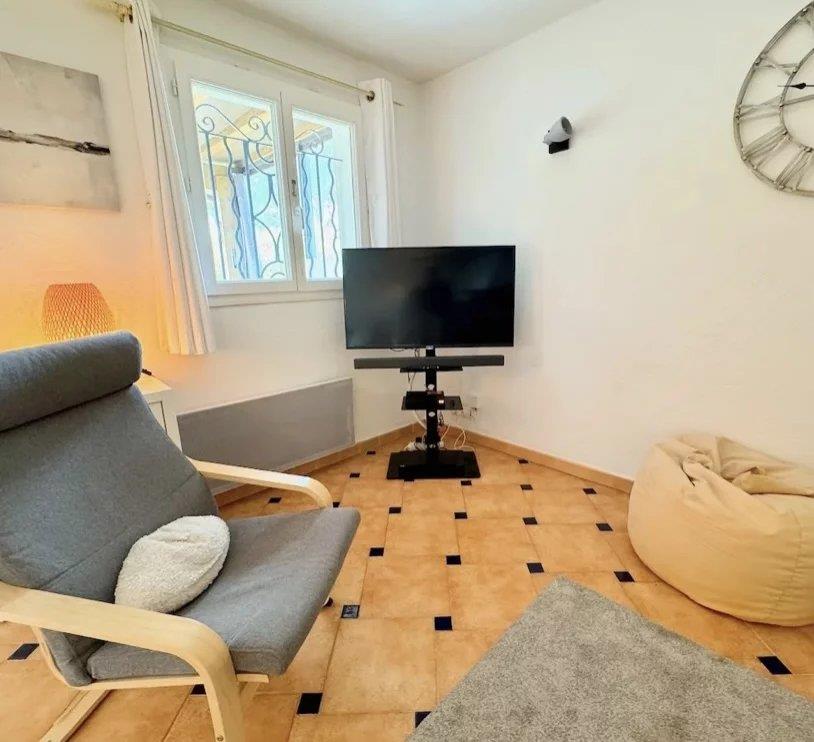 Superb Villa Roquebrune Sur Argens