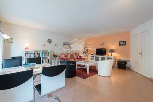 Frejus nice 2 bedroms T3 appartment with terrace