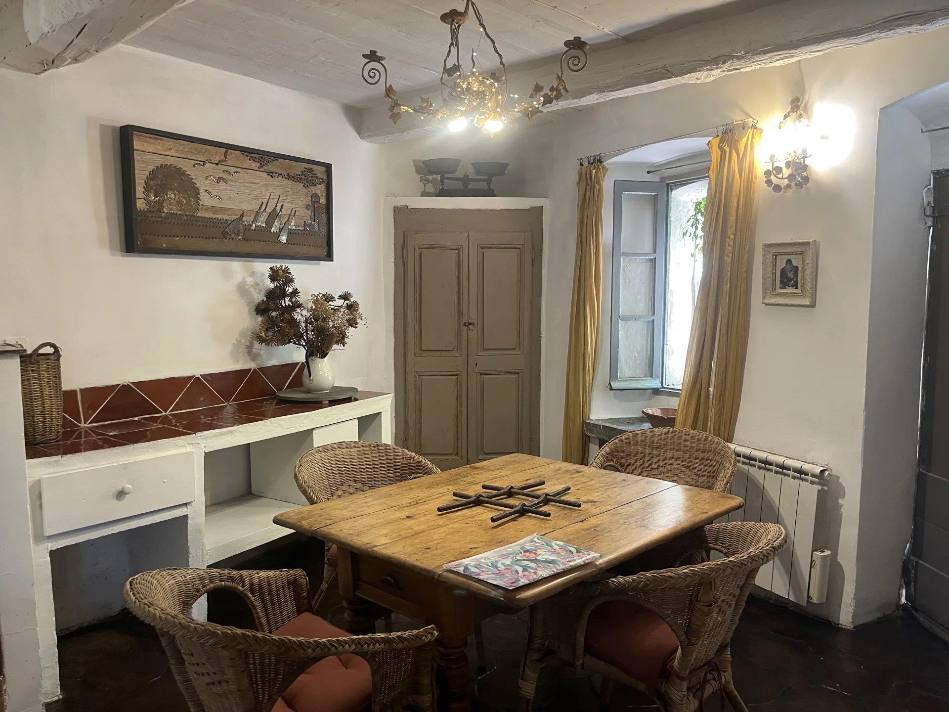 Magnificent Tourtour village house