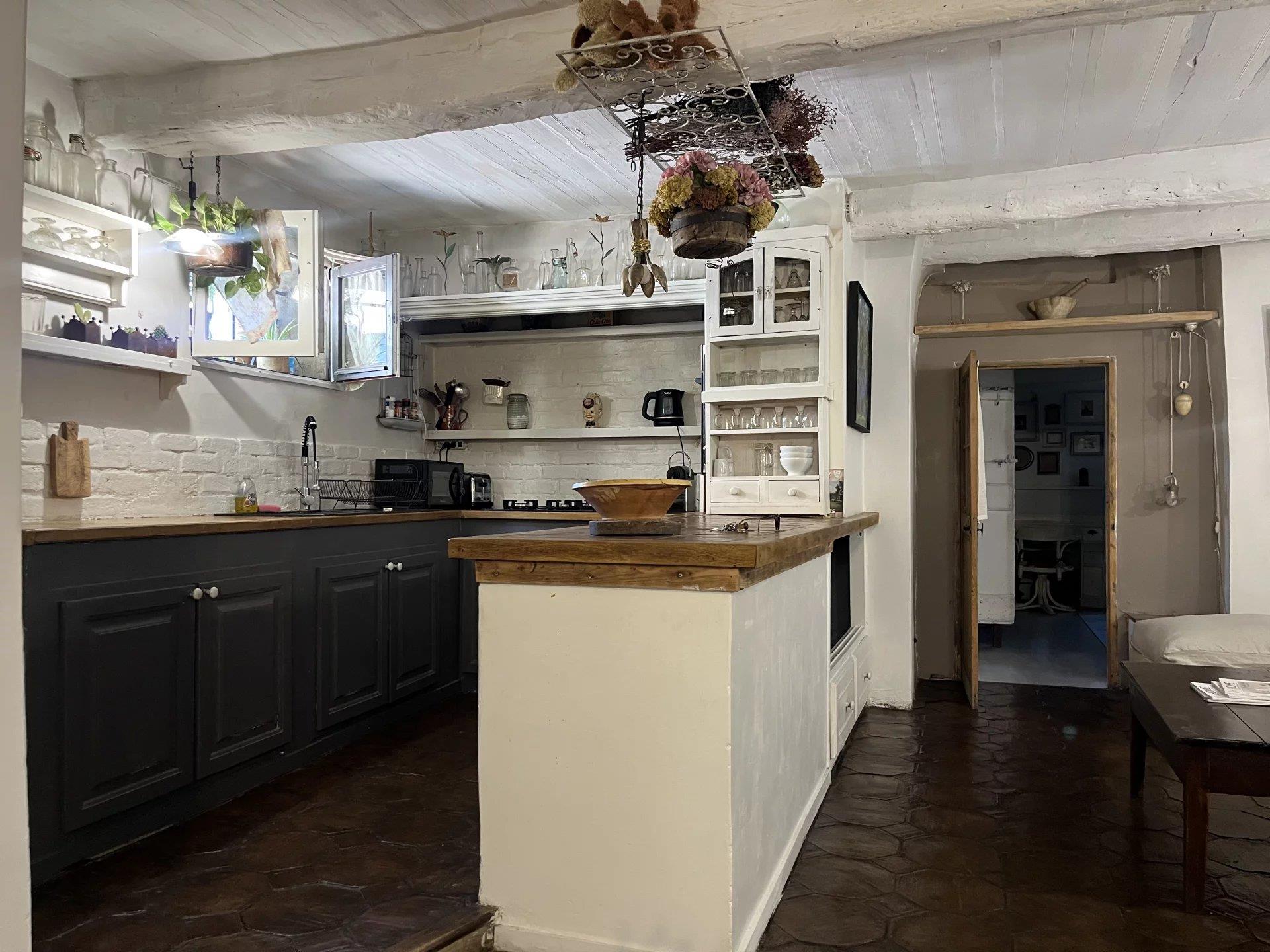 Magnificent Tourtour village house
