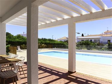 Moradia T5 + Casa tradicional T3 - garagem - piscina - Vila Nova de Cacela - Algarve
