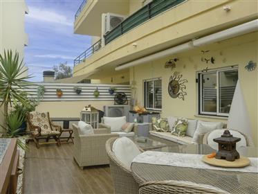 Appartement moderne de 2 chambres au rez-de-chaussée avec un grand patio - Tavira - Algarve