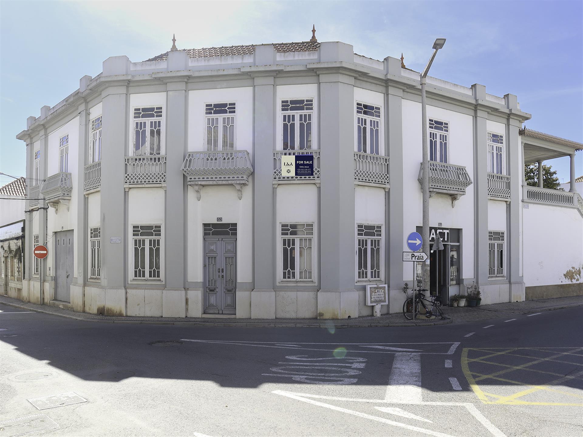 Moradia - Palacete - T7 - Centro Tavira - Algarve