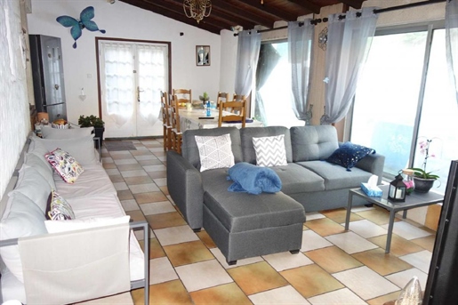 Purchase 6-room house 182 m2, 10 minutes from St André de Cubzac station (33240)