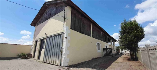 Casa de piedra bellamente renovada de 1929