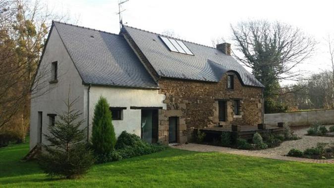 Former XVth century water mill renovated and modernised