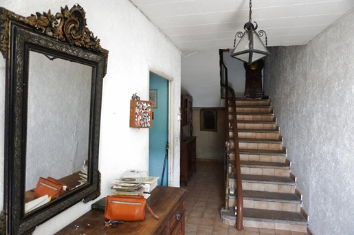 Sale House 6 Rooms Logrian