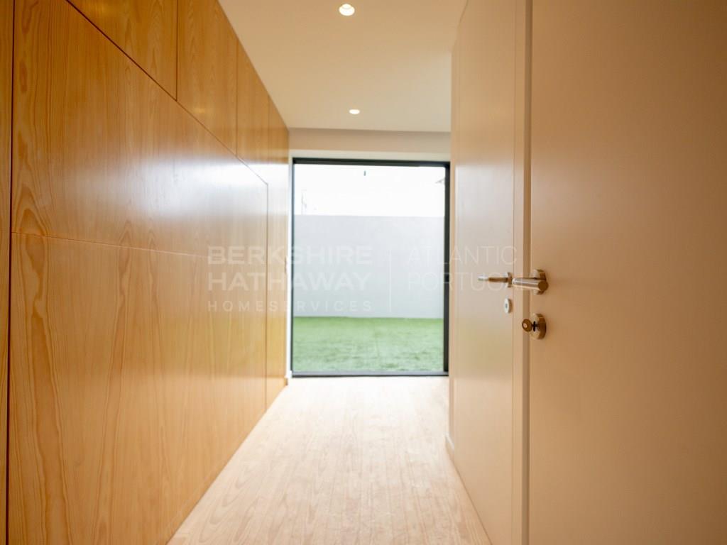 Neue Villa mit 4 Schlafzimmern im Zentrum von Matosinhos