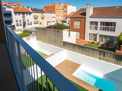 Moradia geminada com 4 quartos +1 perto da praia com piscina e jardim privativo-Aveiro