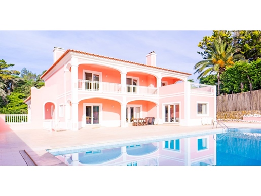 5 bedroom villa with garage and pool in Sintra