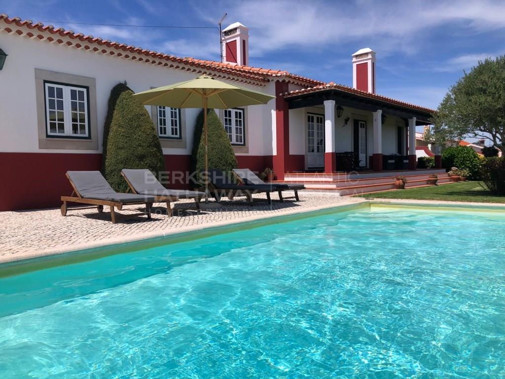 Moradia Térrea T3 com Piscina em Óbidos - 610.000€