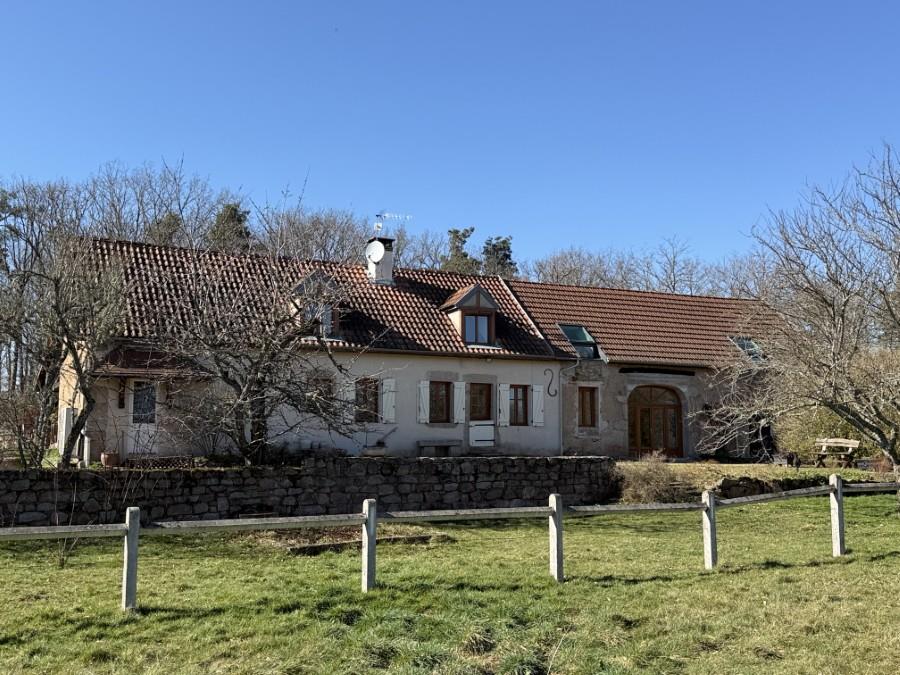 Exceptional property in the Morvan Park on 2 ha 31                 
