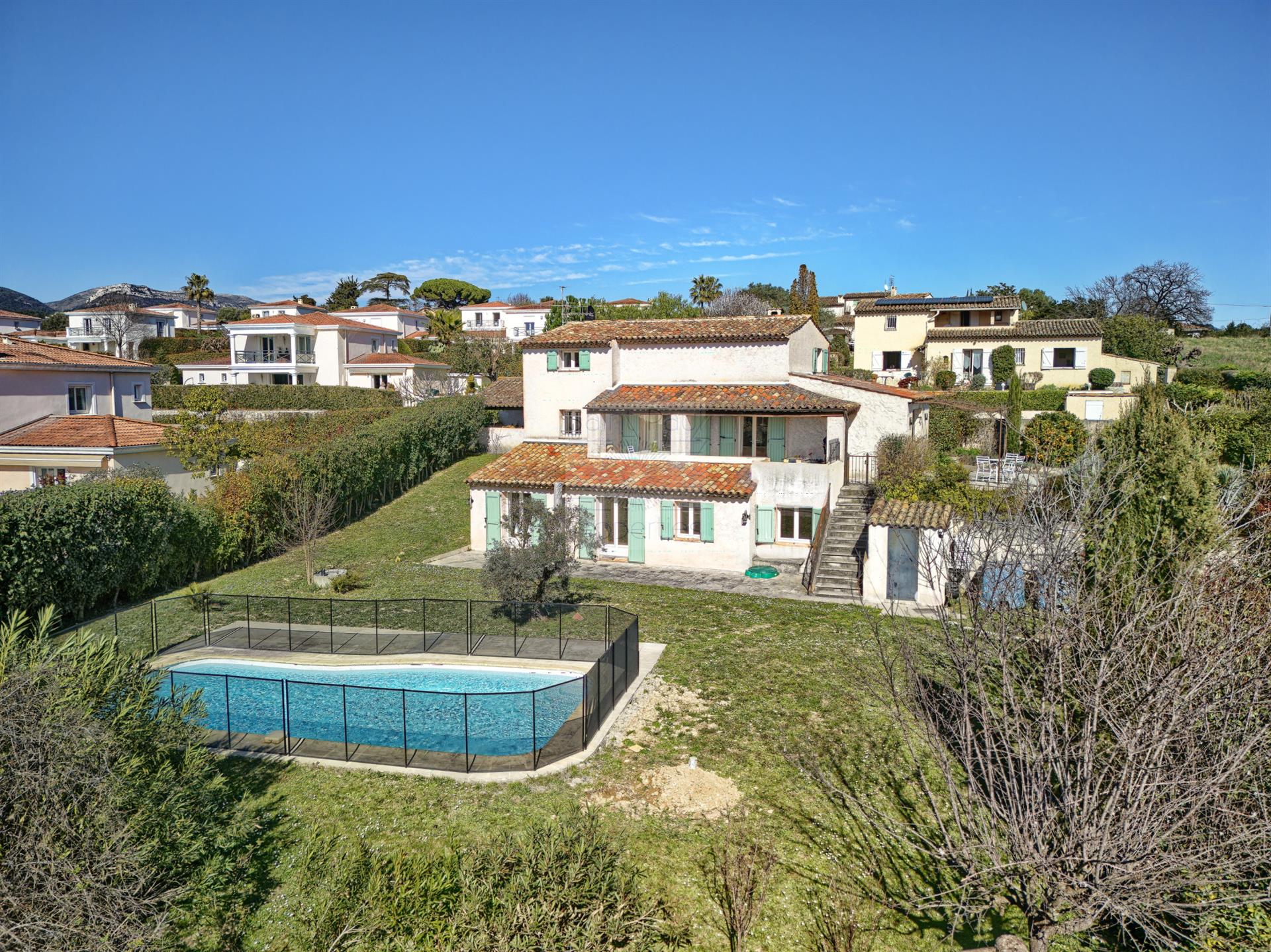 Superb Provencal villa - 200m2 - La Colle sur Loup