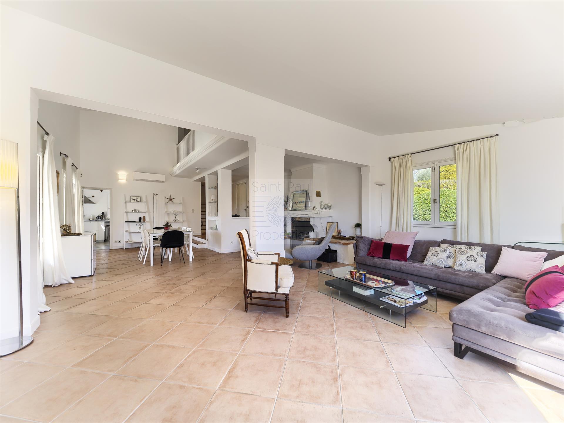 Superb Provencal villa - 200m2 - La Colle sur Loup