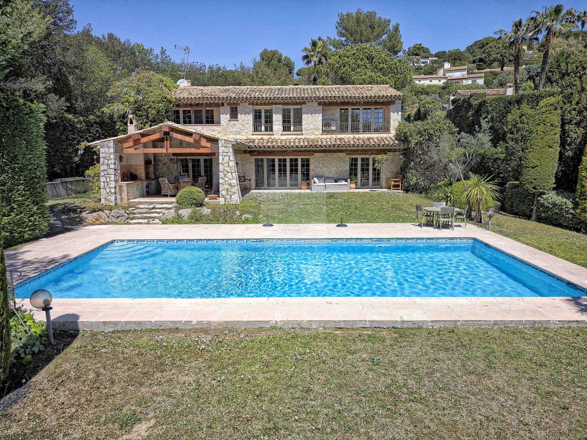 Superb stone Mas - 234m2 - La Colle sur Loup