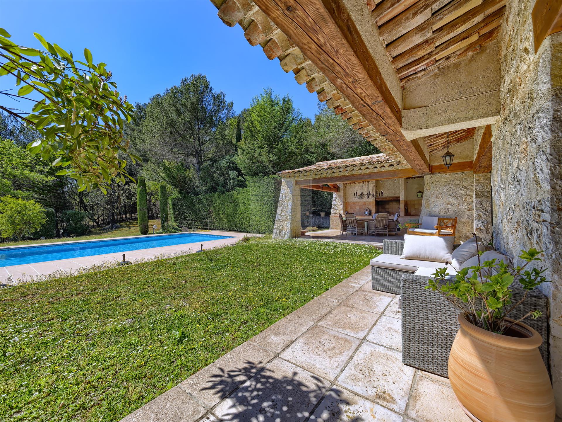 Superb stone Mas - 234m2 - La Colle sur Loup