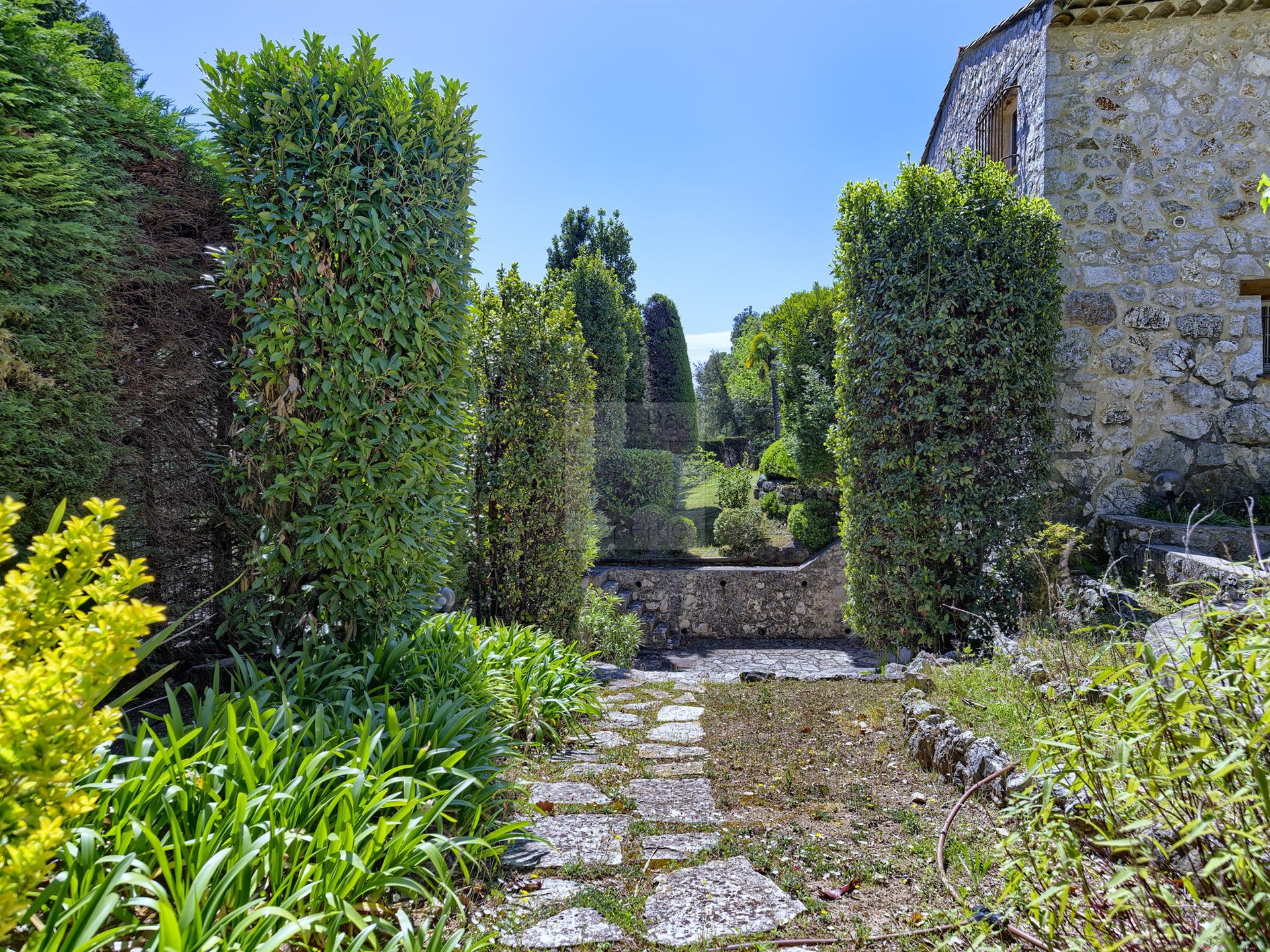 Superb stone Mas - 234m2 - La Colle sur Loup