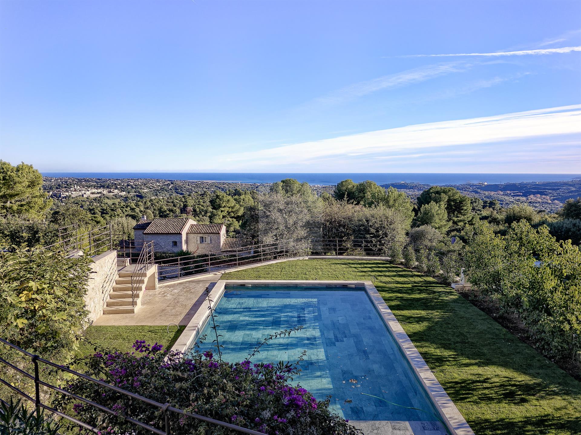 Exceptional - Panoramic sea and village view - 300 m2