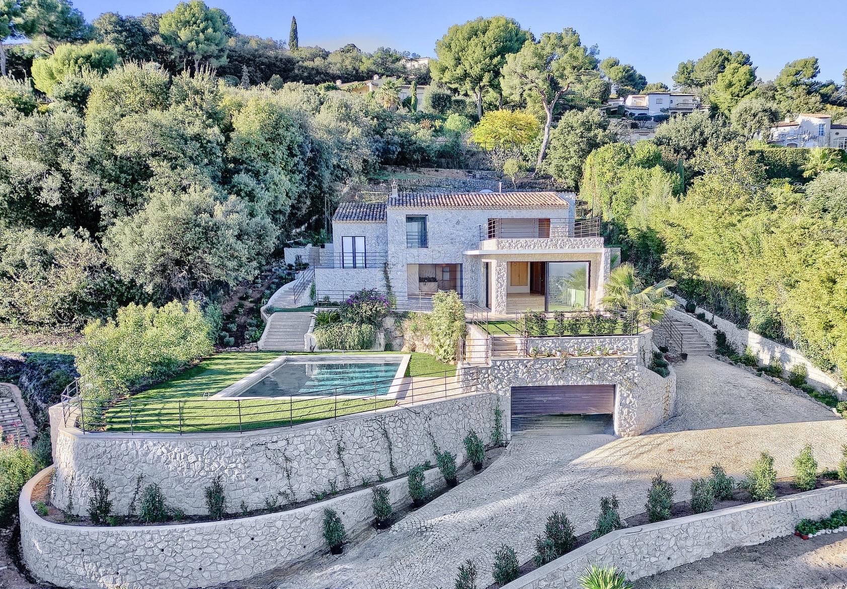 Exceptional - Panoramic sea and village view - 300 m2