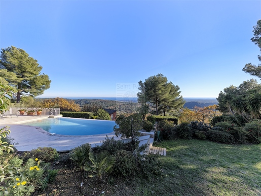 Panoramablick auf das Meer - Villa in perfektem Zustand mit herrlichem Garten