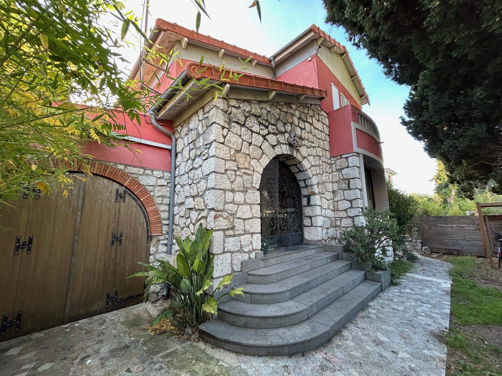 Compra: Casa (06800)