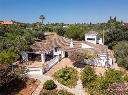 Magnificent typical Algarve house near Moncarapacho and beaches