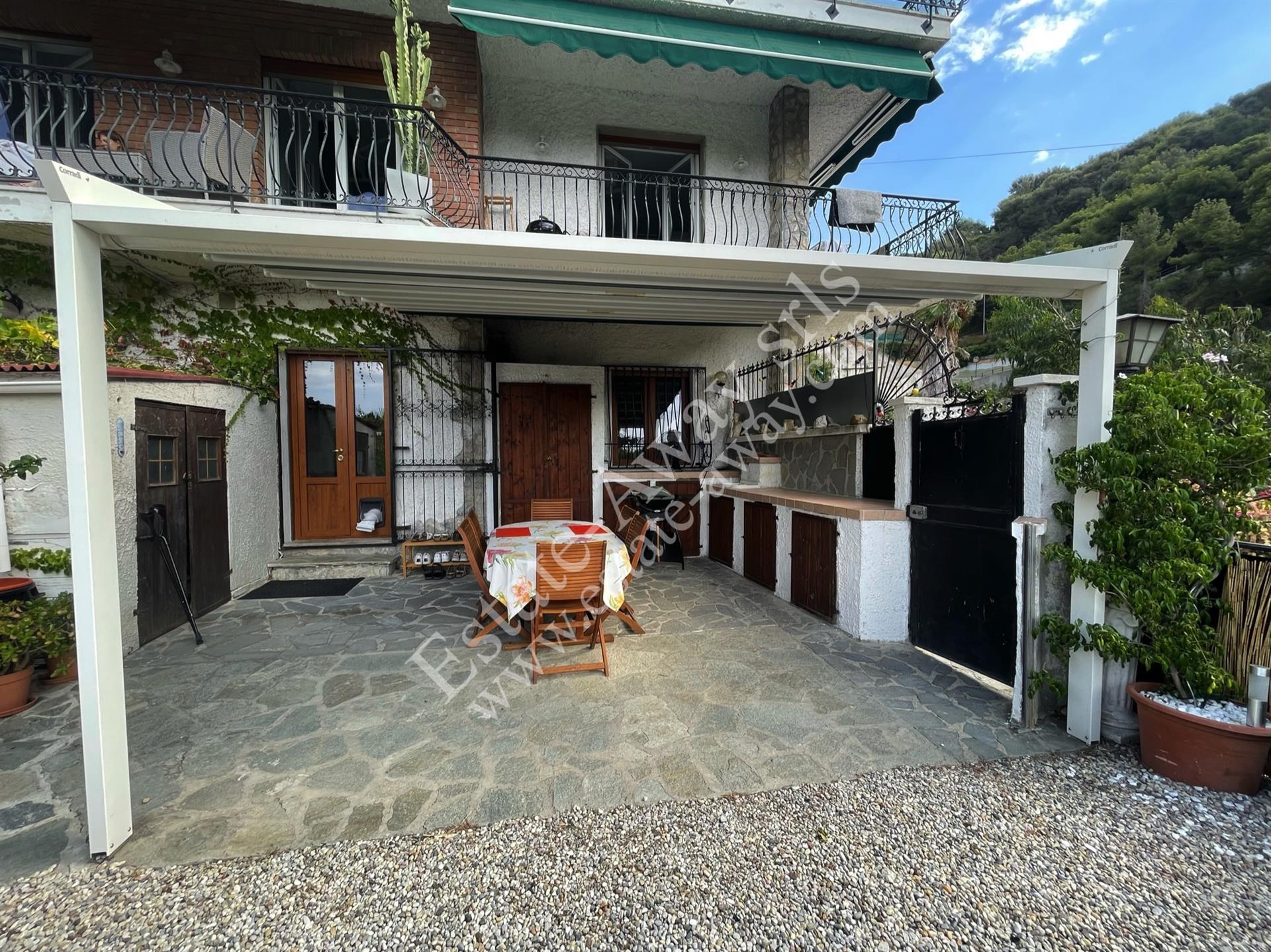 Appartement de deux chambres à coucher avec vue imprenable sur la mer Méditerranée. 