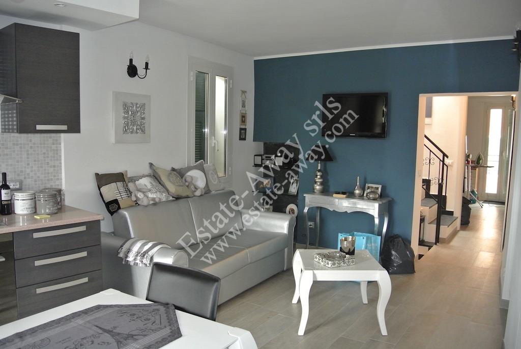 Zrekonštruovaný byt s balkónom na predaj vo Vallebone