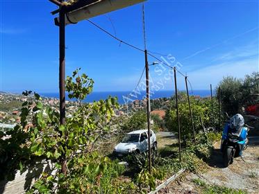 Hus på landet med havsutsikt till salu i Sanremo – Coldirodi