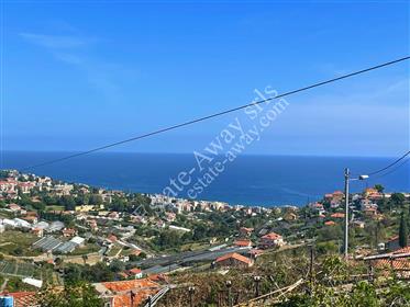 Landhuis uitzicht op zee te koop in Sanremo – Coldirodi