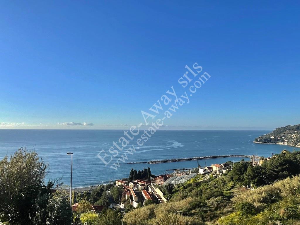 Flat land with sea view buildable for sale – Ospedaletti