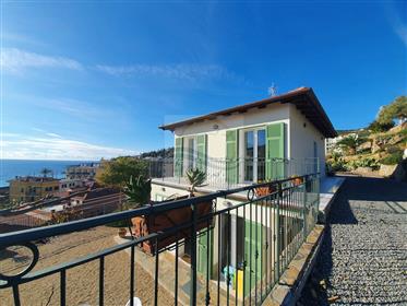 Villa with sea view for sale in Bordighera. 