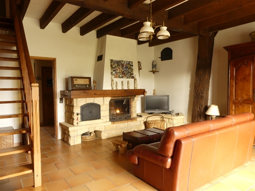 Maison de campagne à colombages 165 m2 sur 4893 m2 de terrain