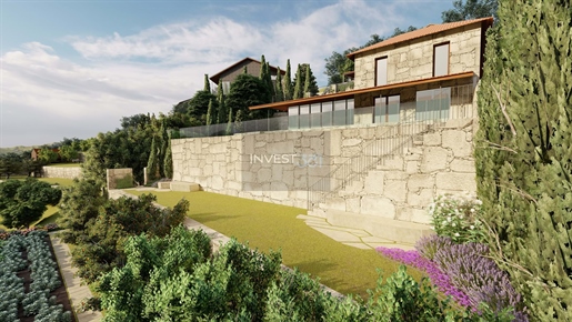 Perceel met goedgekeurd project voor luxe villa met 2 slaapkamers en uitzicht over de rivier de Dou