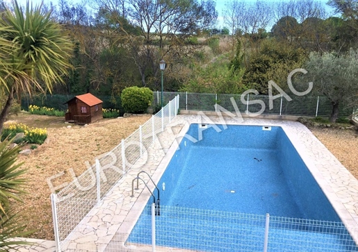 Tussen Bassin de Thau en Pézenas, prachtige villa T7 op grond 1200 m² met zwembad