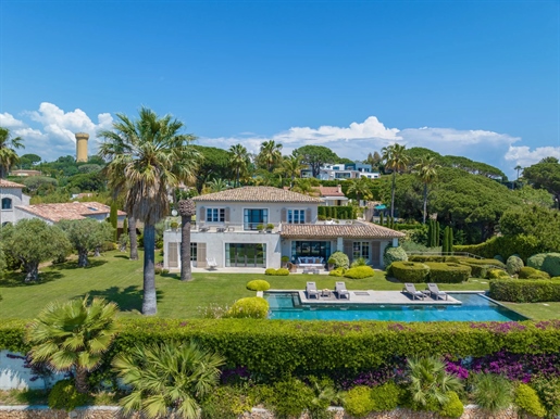 Super-Cannes, Villa avec vue mer panoramique, exposée Sud