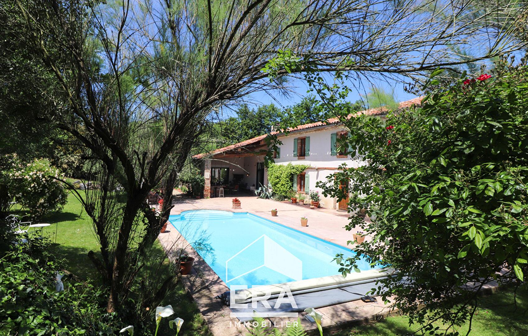 Propriété d'exception : maison avec 3 chambres d'hôtes indépendantes