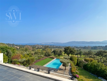 Magnificent Sea view on the Gulf of Saint-Tropez, villa to finish